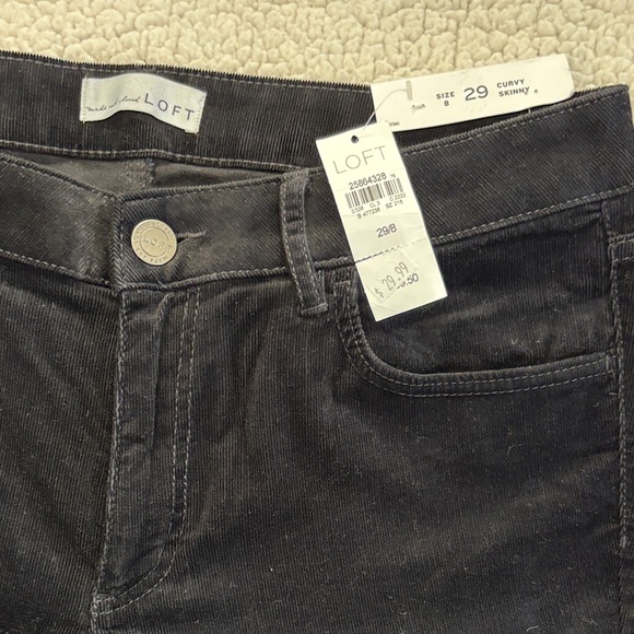 LOFT Dark Black Corduroy Curvy Skinny Jeans. Women’s Sz 29 NWT - Picture 4 of 6